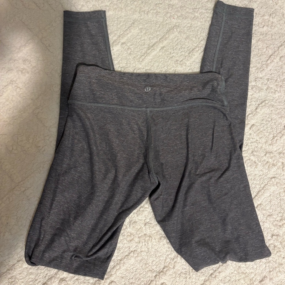 Lululemon Heather Gray Leggings Size 4